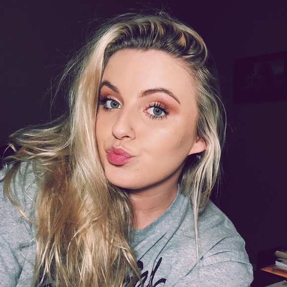 Meet your Posher, Ryan - Picture 1 of 1